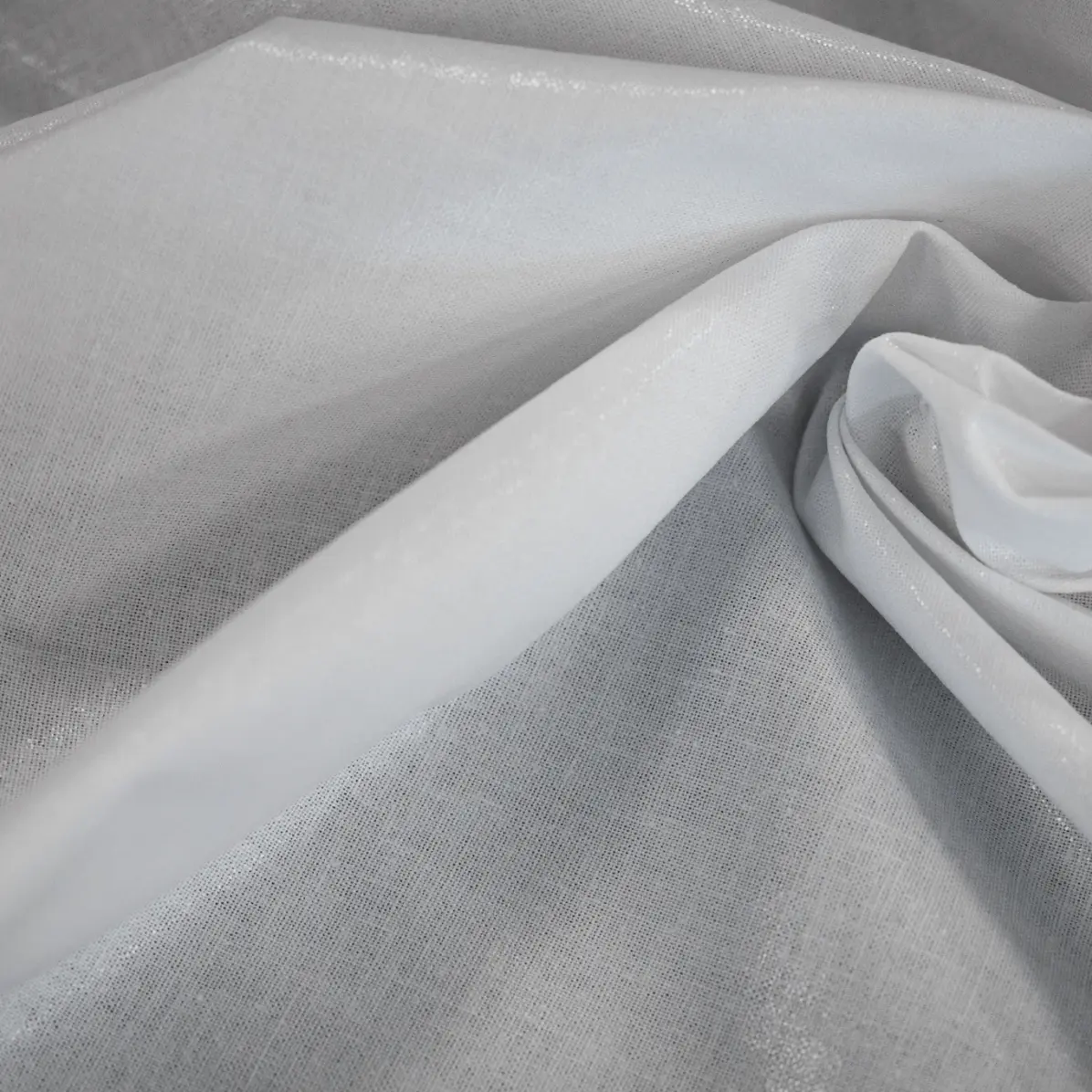 DHJ White Fusible opaque shirt interfacing 180g/m²