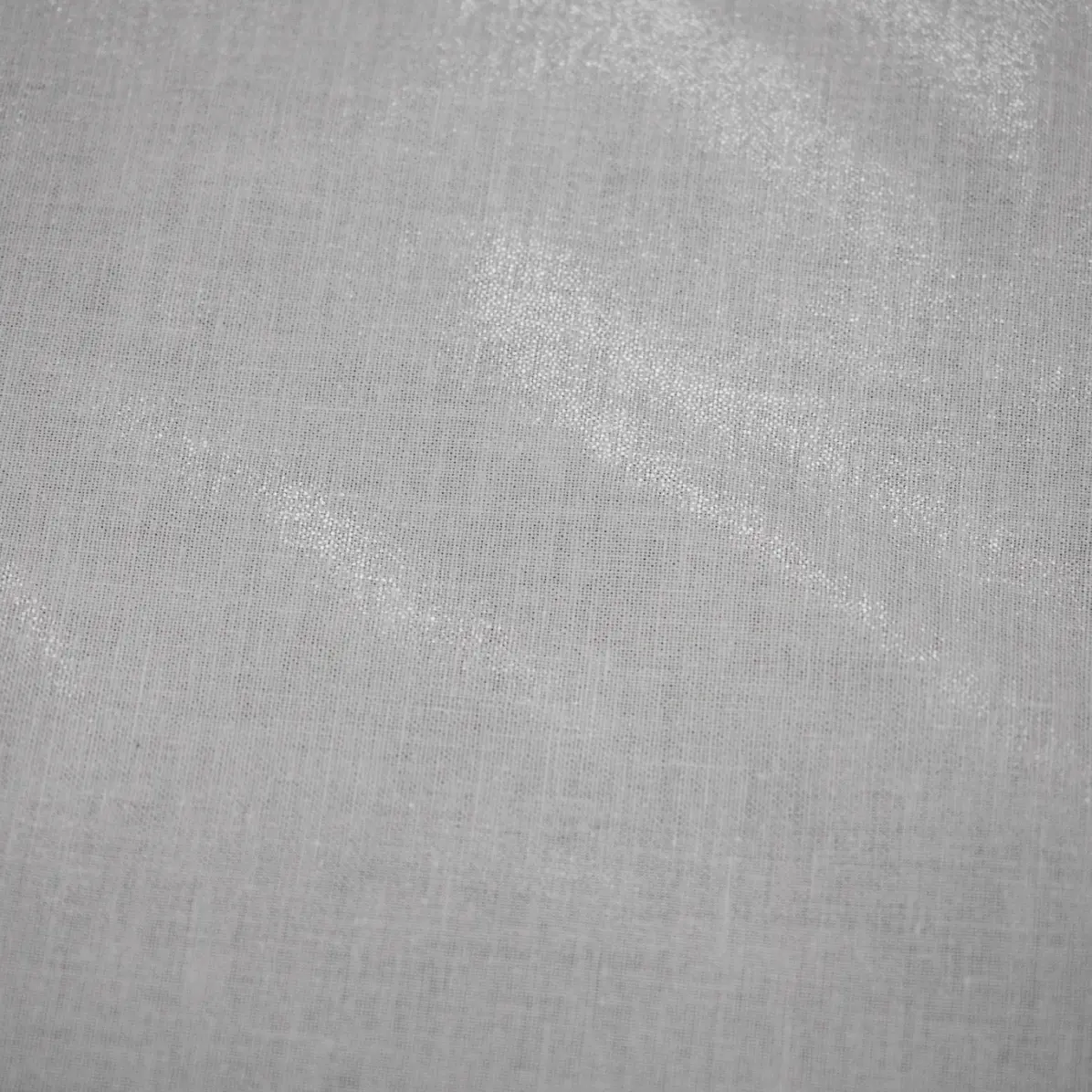 DHJ White Fusible opaque shirt interfacing 180g/m²