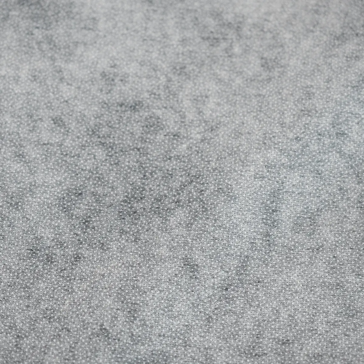 Tisséless White fusible semi-transparent non woven interfacing 40 g/m²