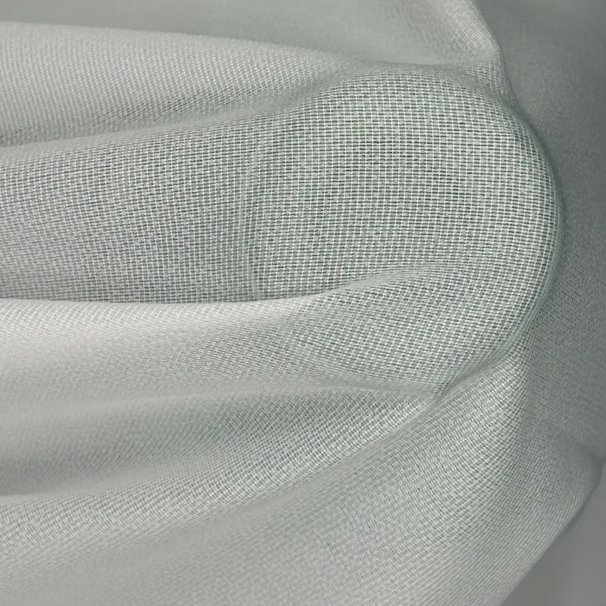 Fusible interfacing Semi-transparent White Warp knit weft inserted 36 g/m² - Lainière Paris