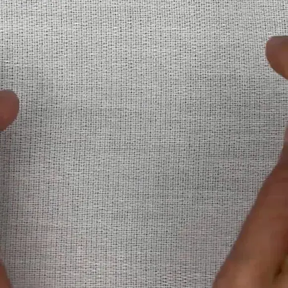 Thermocollant Opaque Blanc Tricoté insertion de trame 97 g/m² - Lainière Paris - 6