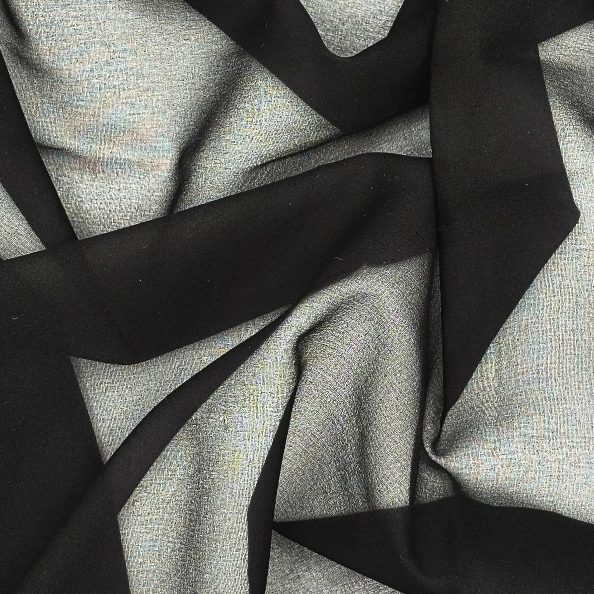 Termoadhesivo Transparente Negro Tela 18 g/m² - Lainière Paris