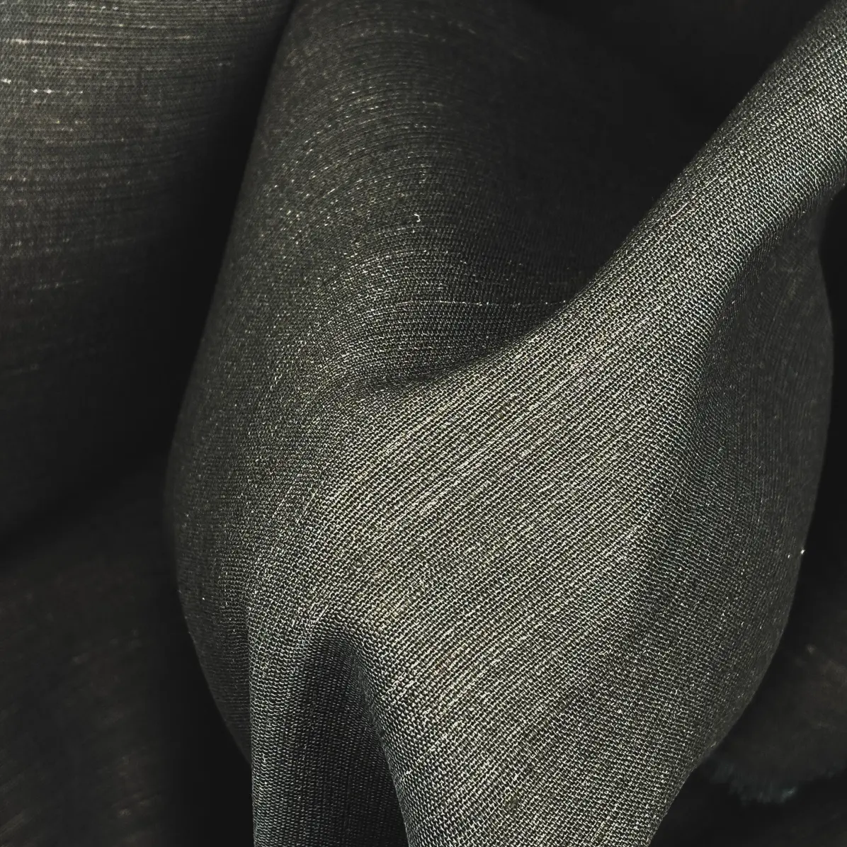 Sew-in interfacing Opaque Black Plain Weave 155 g/m² - Bertero